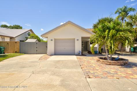 11 Anchor Drive Indian Harbour Beach FL 32937