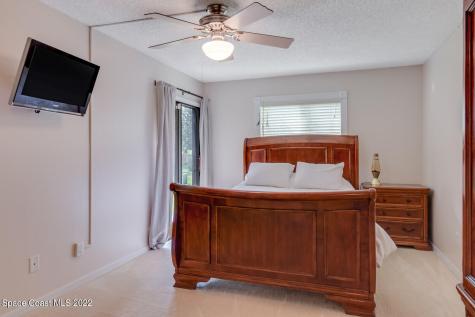 303 Markley Court Indian Harbour Beach FL 32937