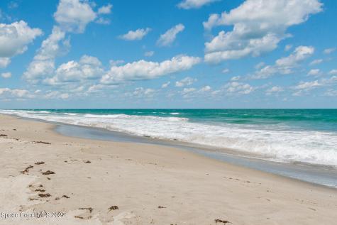 303 Markley Court Indian Harbour Beach FL 32937