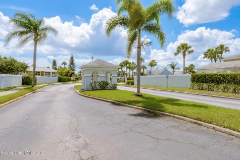 1445 Malibu Circle NE Palm Bay FL 32905