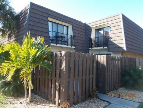 1416 Vista Oaks Circle NE Palm Bay FL 32905