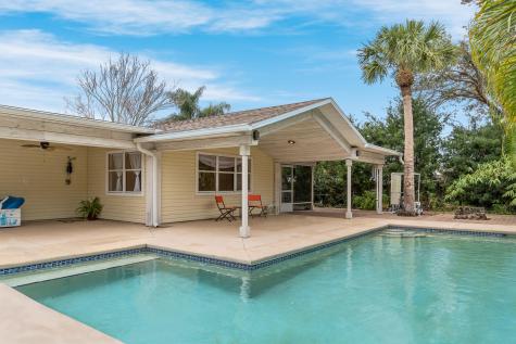 542 Quarry Lane Sebastian FL 32958