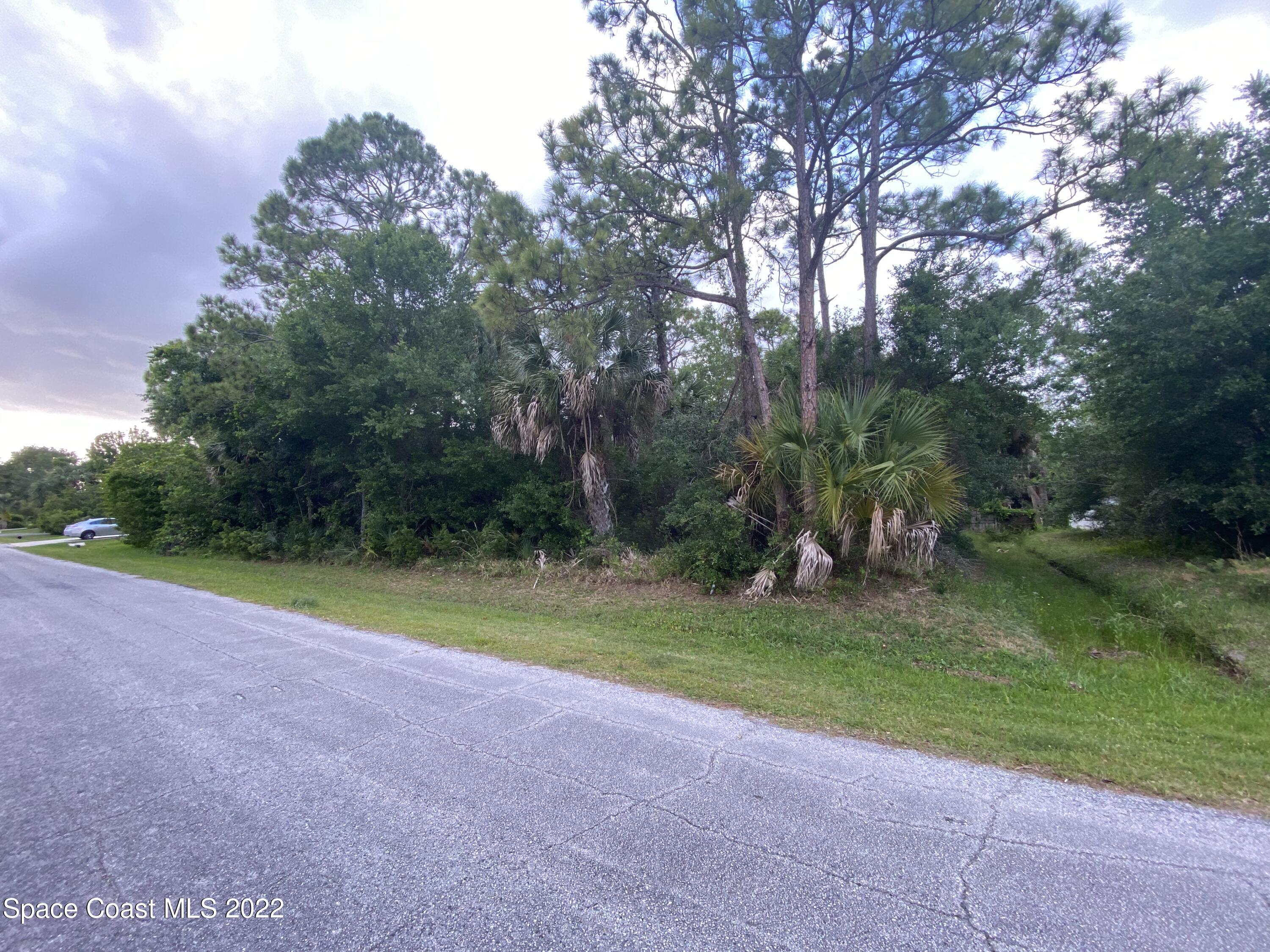 758 Doctor Avenue Sebastian FL 32958