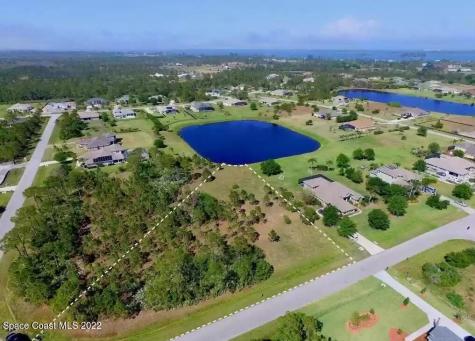 3888 Gardenwood Circle Grant FL 32949