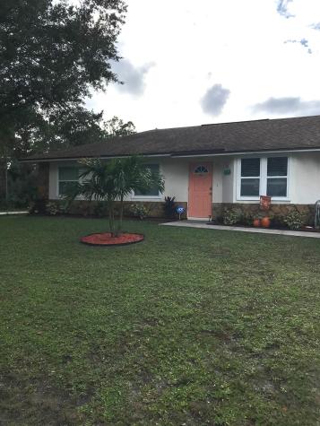 494 Santo Domingo Avenue SW Palm Bay FL 32908
