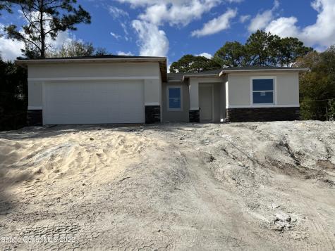 150 Delia Avenue NW Palm Bay FL 32907
