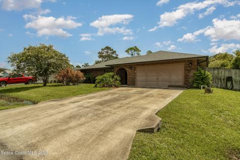 851 Gera Avenue NW Palm Bay FL 32907
