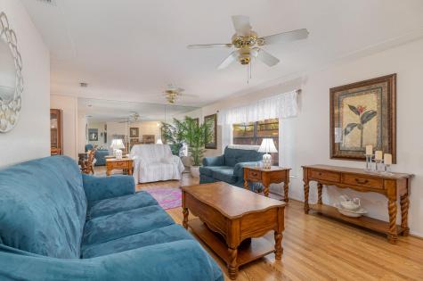 2335 Bentley Street Merritt Island FL 32952
