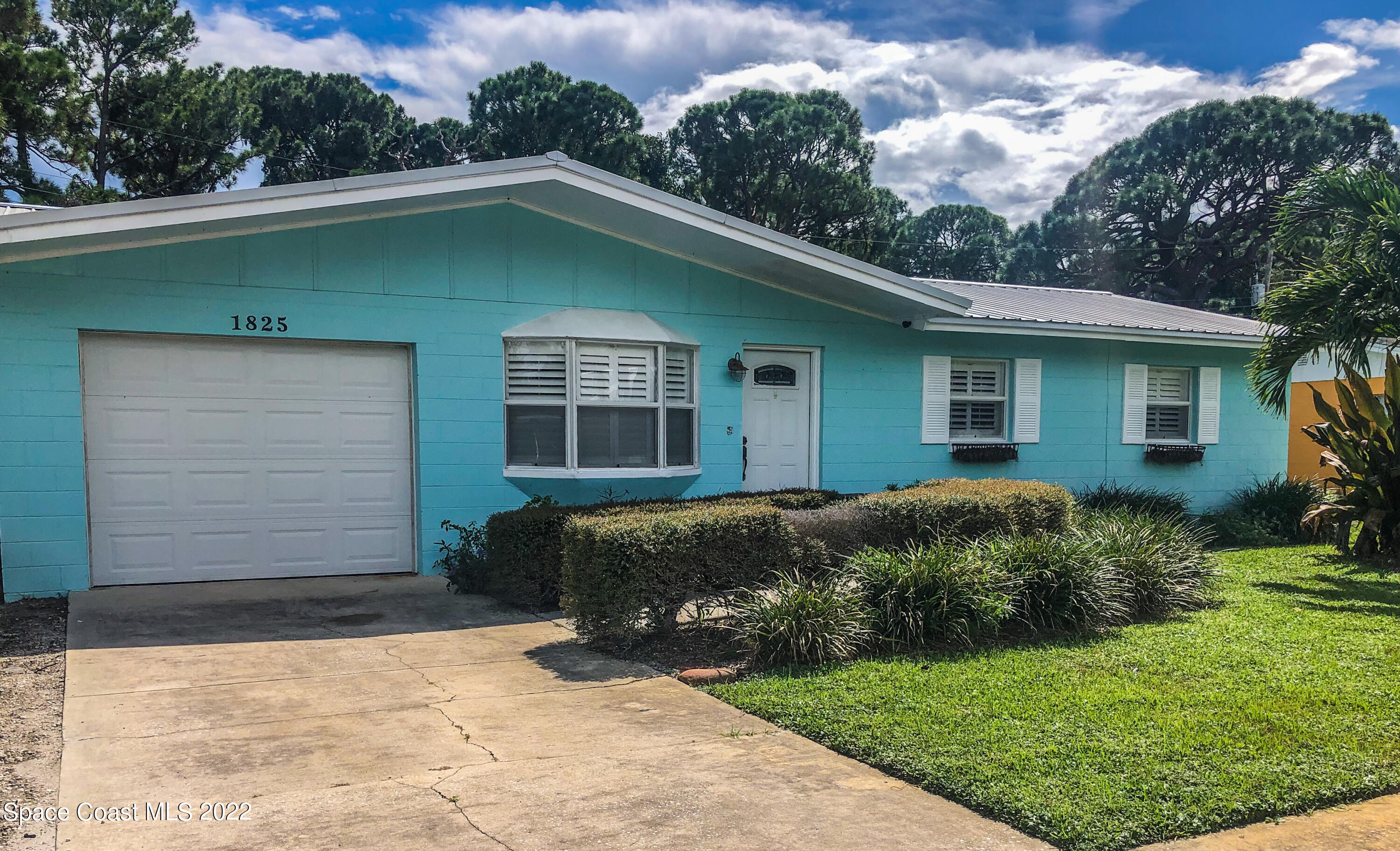 1825 Via Roma Merritt Island FL 32952