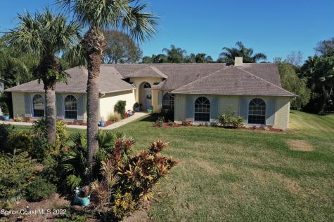 510 Cross Creek Circle Sebastian FL 32958