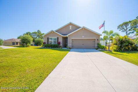 837 Altura Avenue SE Palm Bay FL 32909