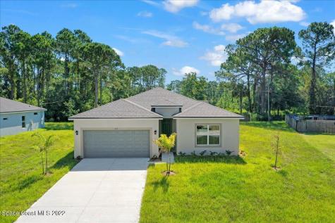 851 Geary Street SW Palm Bay FL 32908