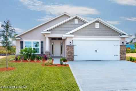 401 Scarlet Road SW Palm Bay FL 32908