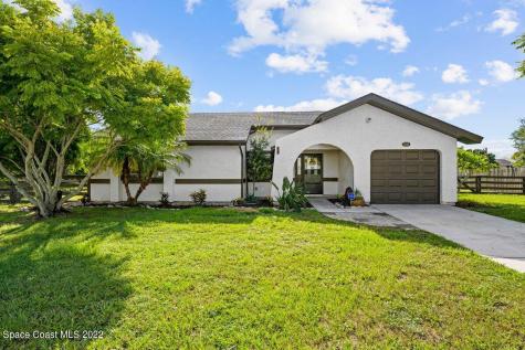 1197 Hooper Avenue NE Palm Bay FL 32905