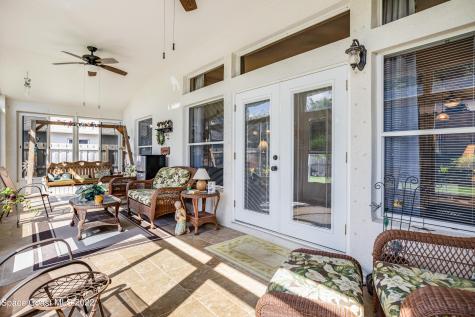 5582 River Oaks Drive Titusville FL 32780