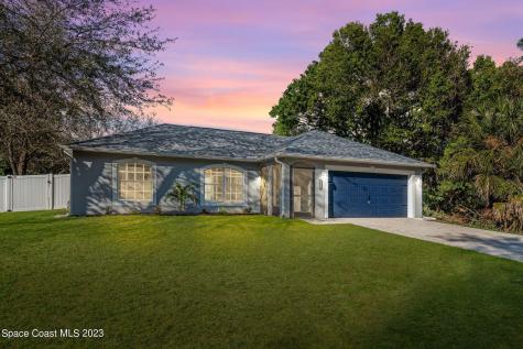 1133 Nordic Street NW Palm Bay FL 32907