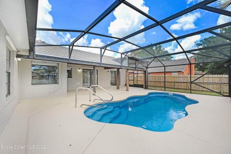 255 Wavecrest Avenue NE Palm Bay FL 32907