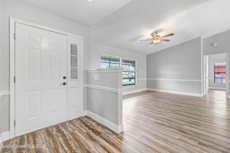255 Wavecrest Avenue NE Palm Bay FL 32907