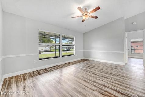255 Wavecrest Avenue NE Palm Bay FL 32907