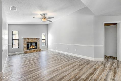 255 Wavecrest Avenue NE Palm Bay FL 32907