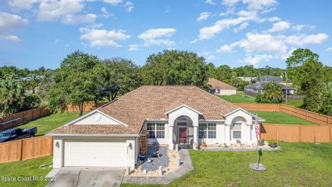 2782 Lakeland Avenue SW Palm Bay FL 32908