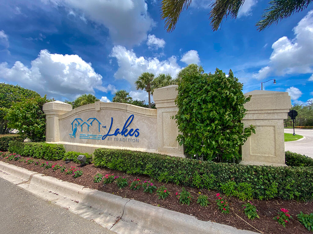 10437 SW Stratton Drive Port St Lucie FL 34987