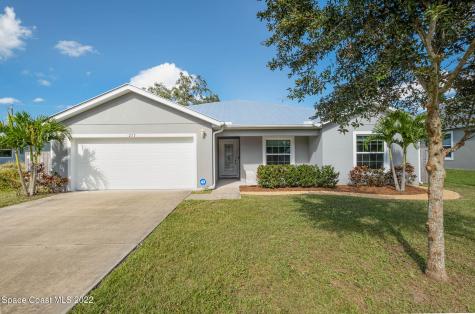 275 Aladdin Street NE Palm Bay FL 32907