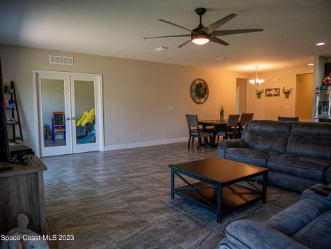 958 Dusseldorf Avenue NW Palm Bay FL 32907