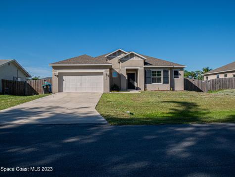 958 Dusseldorf Avenue NW Palm Bay FL 32907