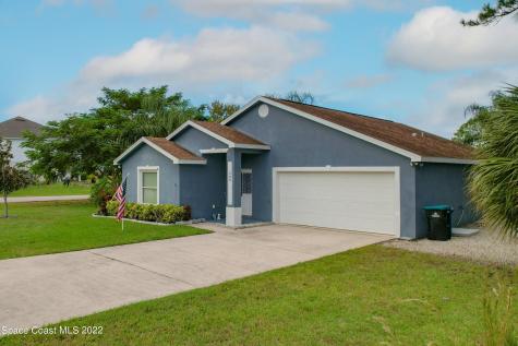 208 Abalone Road NW Palm Bay FL 32907