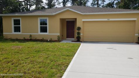 930 Merrimac Street SE Palm Bay FL 32909