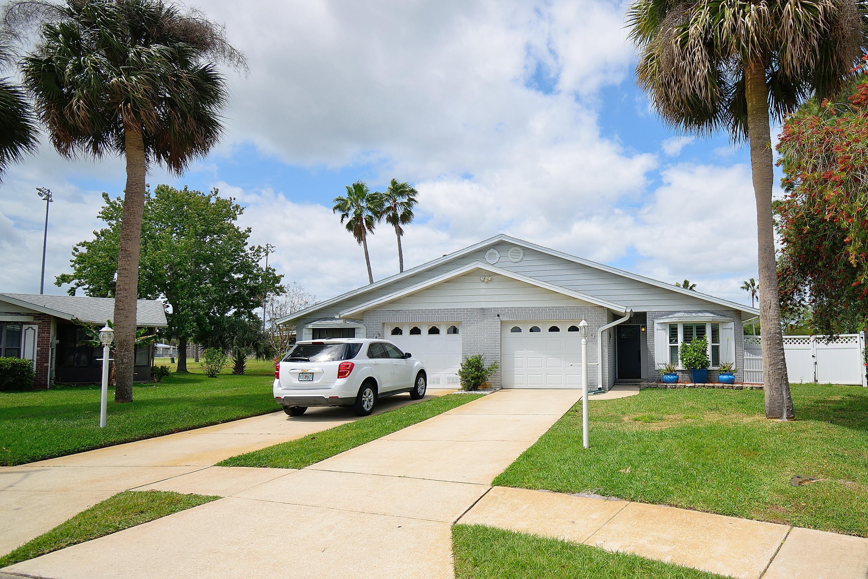 143 Shangri La Circle Edgewater FL 32132