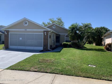 4088 Twin Oaks Boulevard Melbourne FL 32901