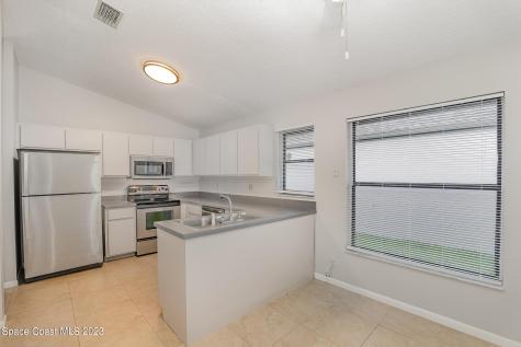 504 Oak Mont Place Melbourne FL 32940