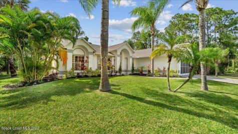 784 Tarr Avenue SW Palm Bay FL 32908