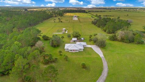 14155 103rd Street Fellsmere FL 32948