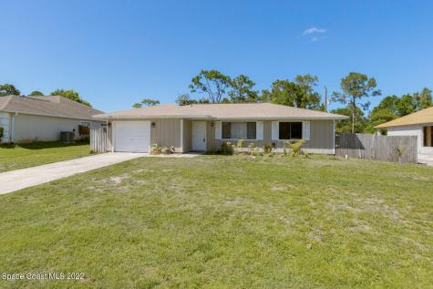 1685 Talavera Street SE Palm Bay FL 32909