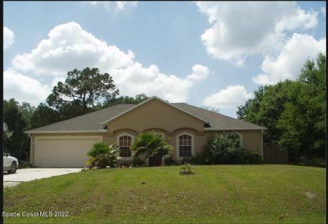 8935 102nd Court Vero Beach FL 32967