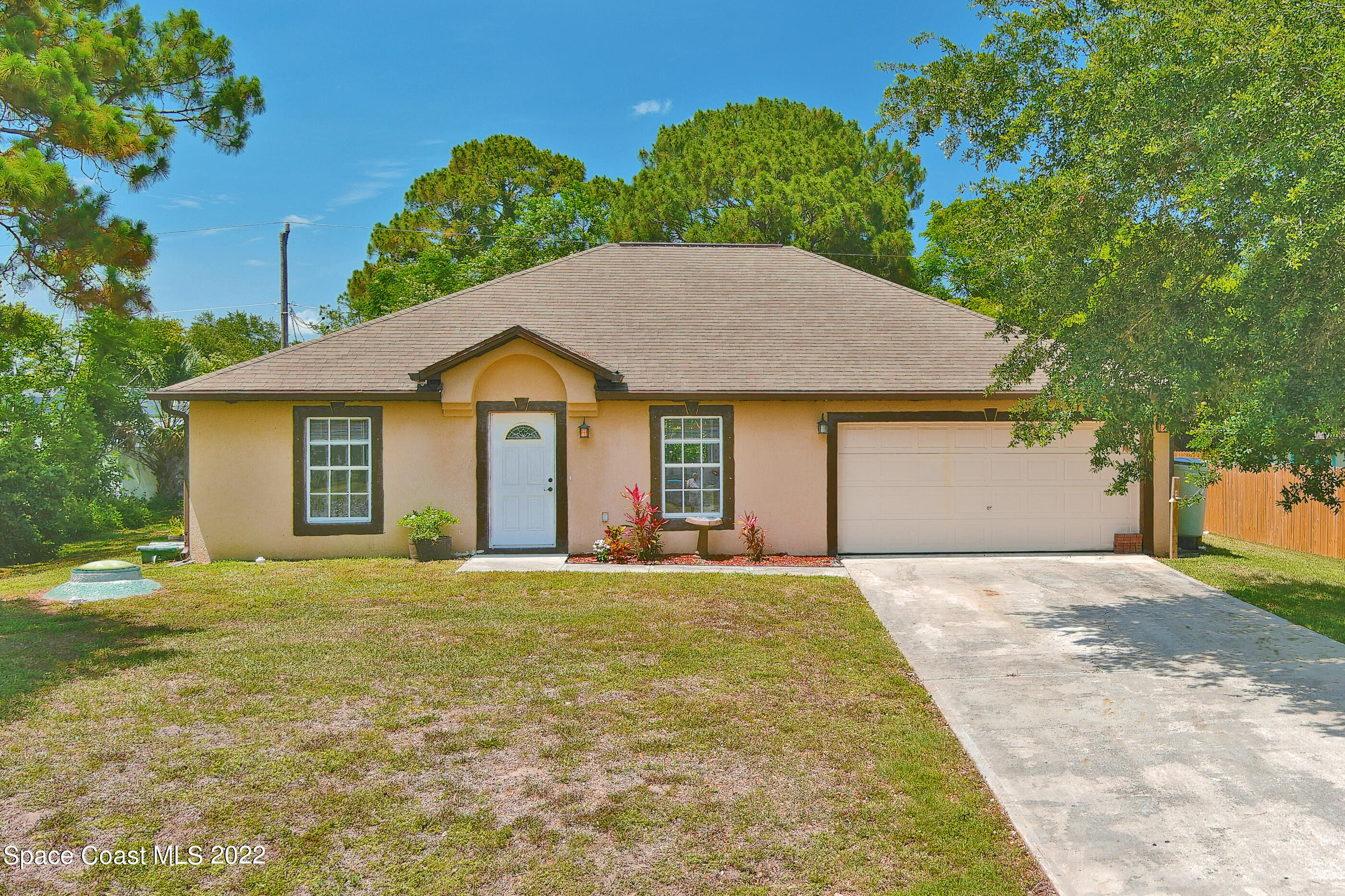 1389 Illinois Street NW Palm Bay FL 32907