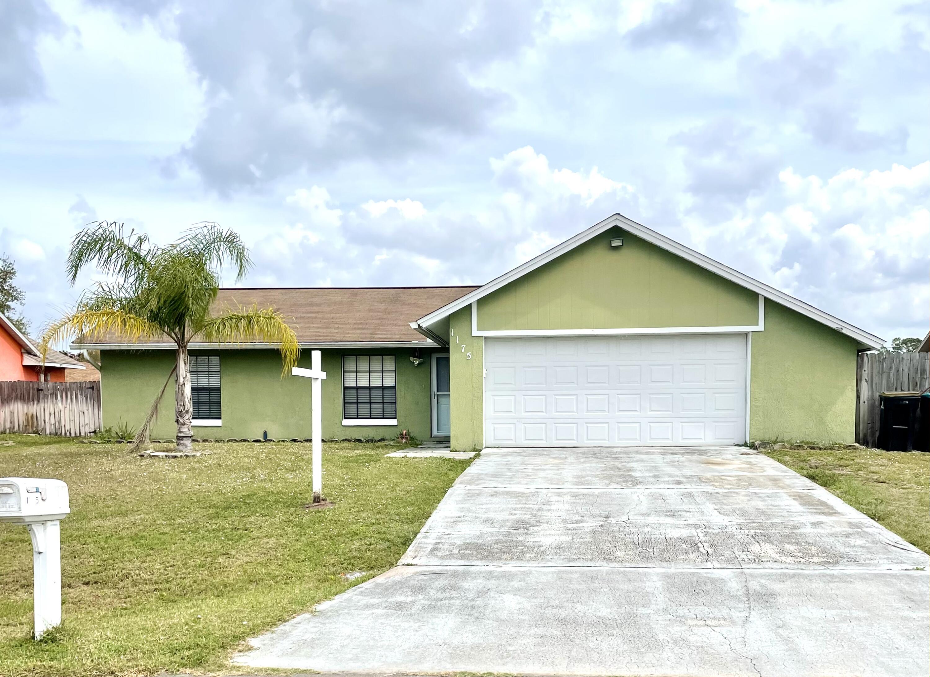 1175 Dusseldorf Avenue NW Palm Bay FL 32907