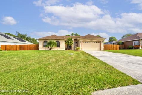 6857 Sweet Bay Court Cocoa FL 32927