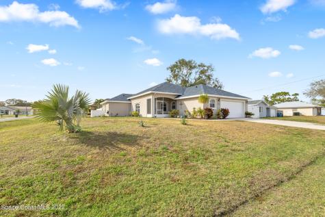 534 Bounty Avenue NE Palm Bay FL 32907