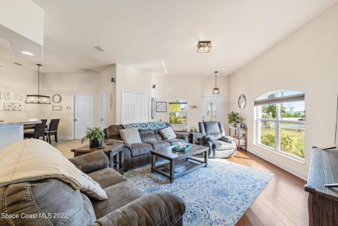 534 Bounty Avenue NE Palm Bay FL 32907
