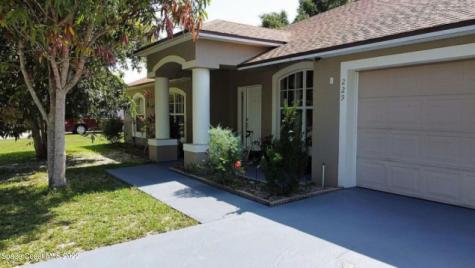229 Charlotta Avenue SE Palm Bay FL 32909