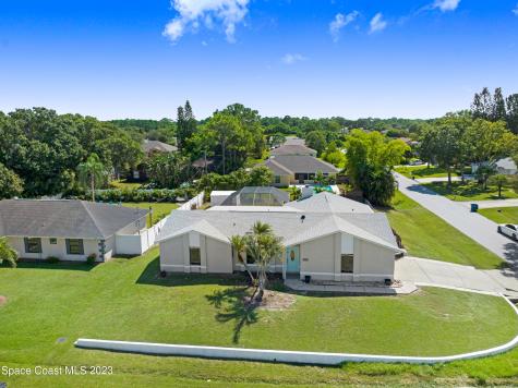 1060 Pope Street NW Palm Bay FL 32907