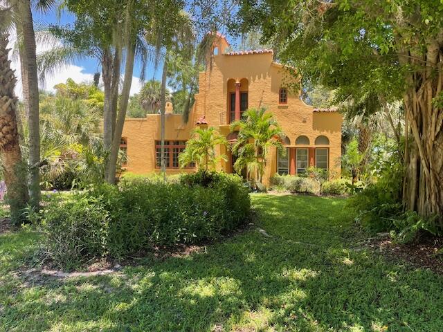 900 Royal Palm Place Vero Beach FL 32960