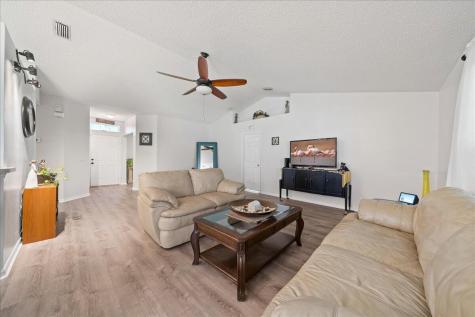981 Custer Street NW Palm Bay FL 32907