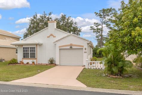921 Wateroak Drive NE Palm Bay FL 32905