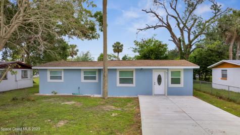 632 Hudson Street Daytona Beach FL 32114