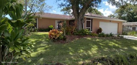 607 Rostock Circle NW Palm Bay FL 32907